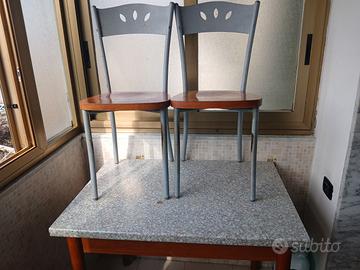 Tavolo allungabile  con 2 sedie