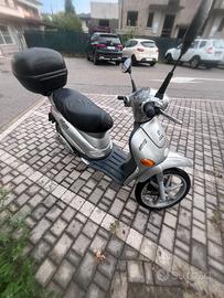 SCOOTER 125
