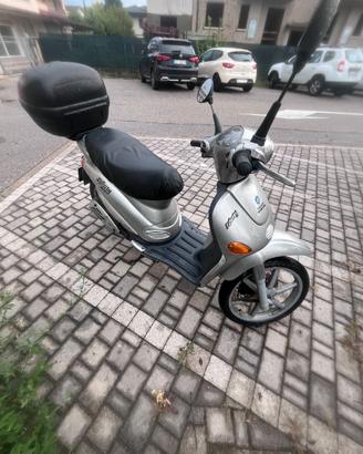 SCOOTER 125