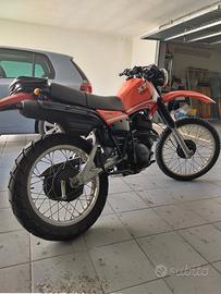 Yamaha XT 550 permuto-