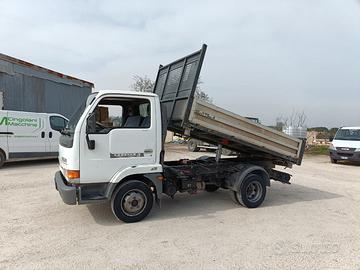 Camion Nissan Cabstar E.110 Rib