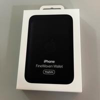 Iphone FineWoven Wallet