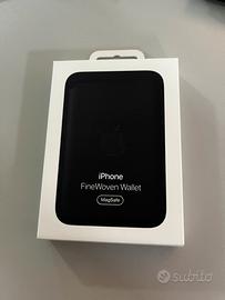 Iphone FineWoven Wallet