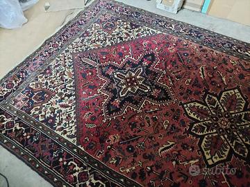 Tappeti persiani e caucasici