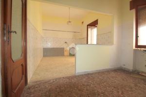 CASA INDIPENDENTE A LUCERA