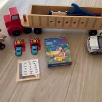 Camion in legno + carro attrezzi in legno – lotto