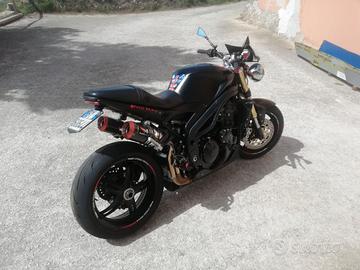 Triumph Speed triple 1050