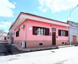 CASA INDIPENDENTE A SAVA