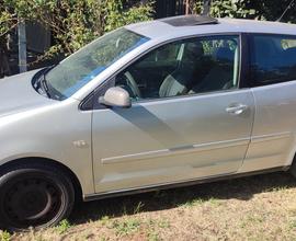 Volkswagen  polo 1.4 TDI tetto apribile 