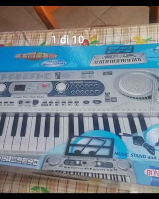 tastiera musicale elettronica 