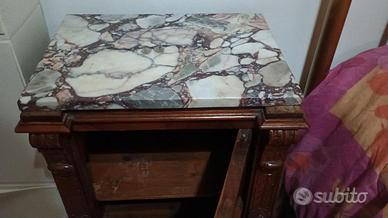 comodini con marmo fine 800 inizio 900