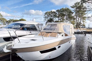 SAVER 330 WALK AROUND - 2022