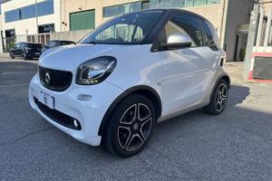 smart fortwo 1.0 52kW passion twinamic 71cv