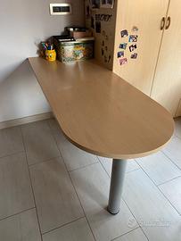 Scrivania per cameretta/ ufficio