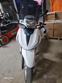 Piaggio Beverly 300 - 2021