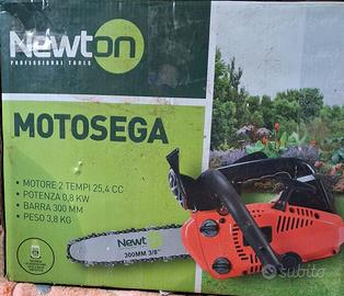 Motosega a combistione interna