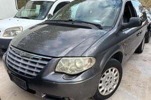 CHRYSLER VOYAGER serie "III" per ricambi usati