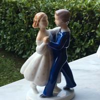 Statuina Bing & Grondahl " Dancing couple "