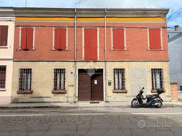 CASA INDIPENDENTE A LUZZARA