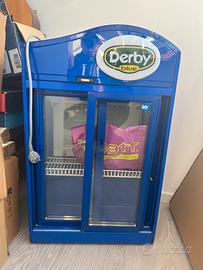 Frigorifero per acqua o succhi