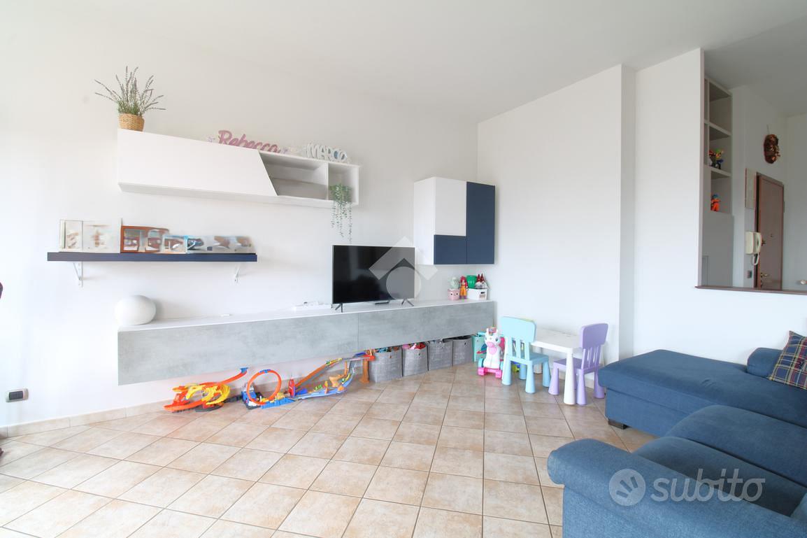 Apartment in Santena, Torino - Vista 2