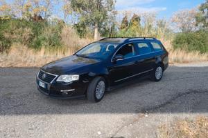 Volkswagen Passat 2.0 TDI . Highline