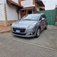 Peugeot 5008 1.6 120CV "96.900 km" 7 posti, Tett