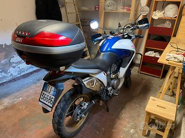 Honda transalp 700