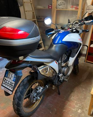 Honda transalp 700
