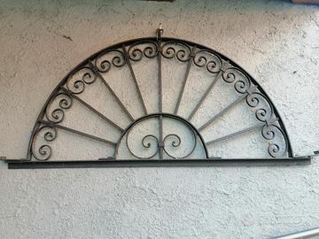 Arco decorativo in ferro