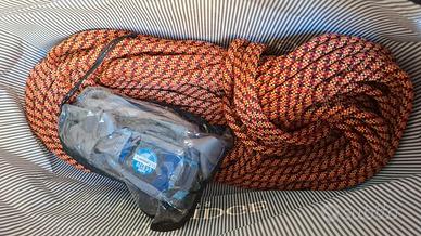 Cima da alpinismo + imbrago - come nuovi