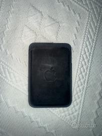 Portafoglio Apple MagSafe FineWoven