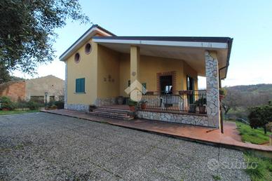 VILLA SINGOLA A MONTALTO UFFUGO