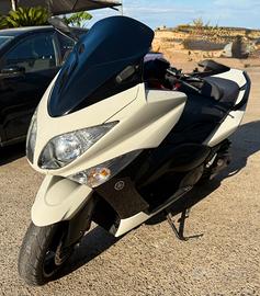Yamaha T Max 500