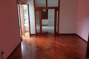 Appartamento di 110 m² con 4 locali e box auto a P