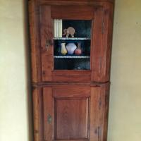 angoliera in ciliegio primi ottocento restaurata