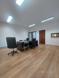 2 stanze uso ufficio