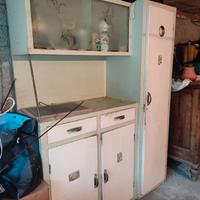 Credenza vintage anni ’50-’60 in formica e legno