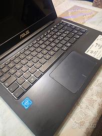 asus 13 pollici non funzionante 