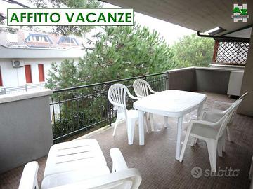 GIUGNO e LUGLIO Con 7 posti letto e 2 parcheggi