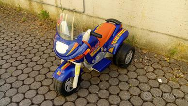 Moto polizia peg.perego