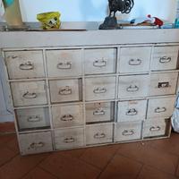 Cassettiera