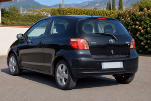 Toyota Yaris Yaris II 2005 3p 1.0 Sol