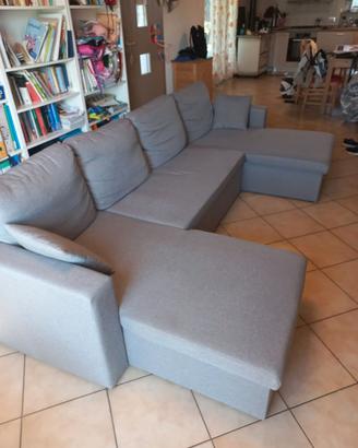 Divano letto panoramico in tessuto grigio chiaro