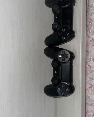 Pad ps4 in buone condizioni