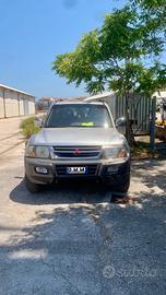 Mitsubishi pajero V60