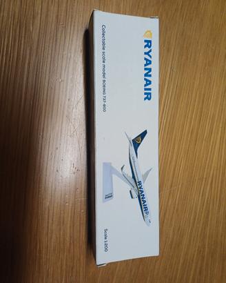 modellino rayanair boing 737