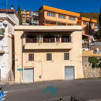 Poli: appartamento centrale ristrutturato