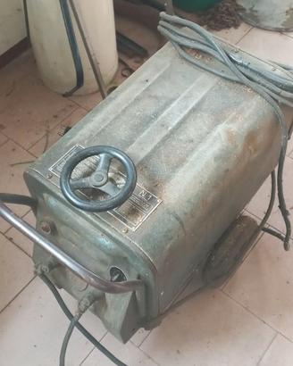 Saldatrice a elettrodi mz 8081