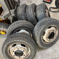 195/70 R15C